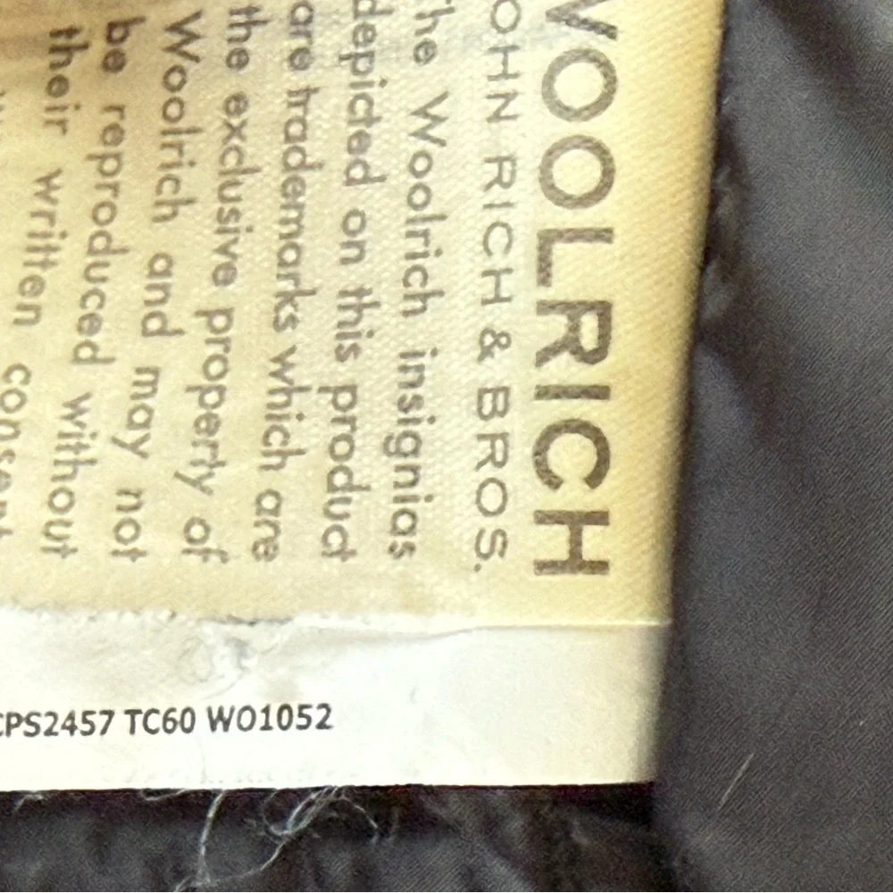 Woolrich Hooded Winter Parka w/ down filling - Picture 11 of 13